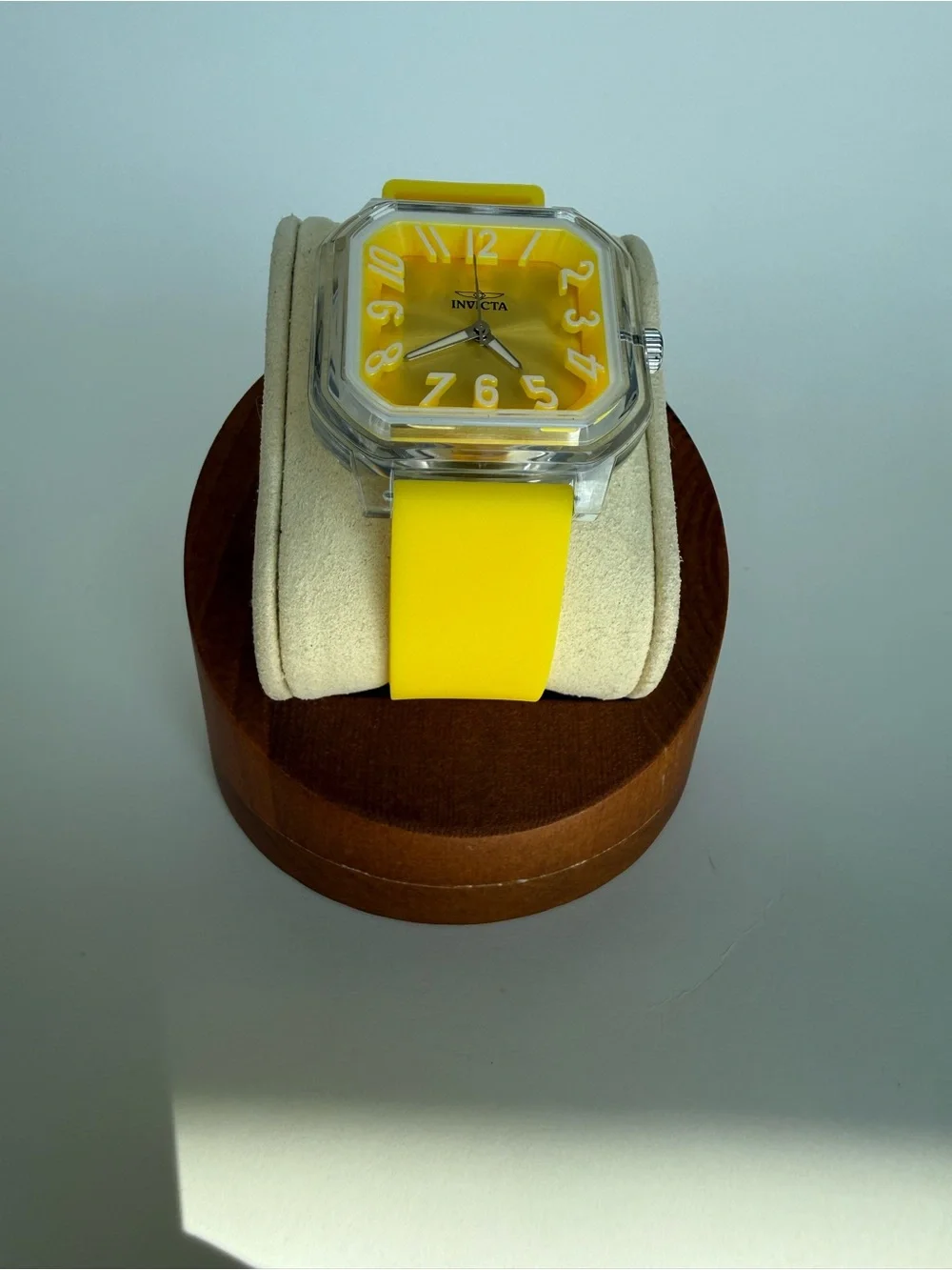 NWT Invicta 70320 Celestial 39mm Yellow Watch